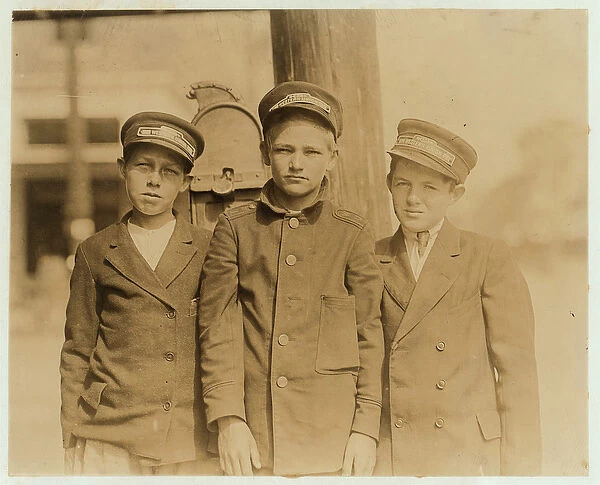 Messenger boys in Jacksonville, Florida, 1913 (b  /  w photo)