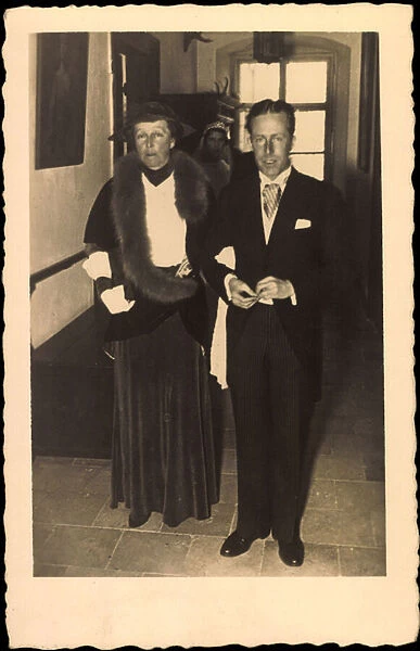 Photo Ak Karl Theodor, Count of Toerring Jettenbach, Mother Countess Sophie (b  /  w photo)
