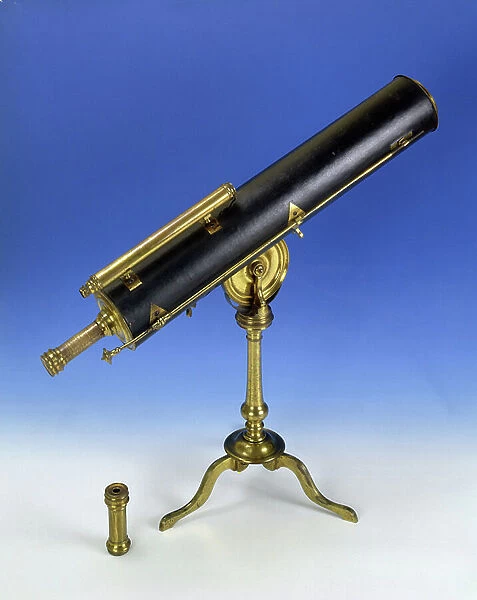 Reflecting Table Telescope, English, 18th century (brass and leather)