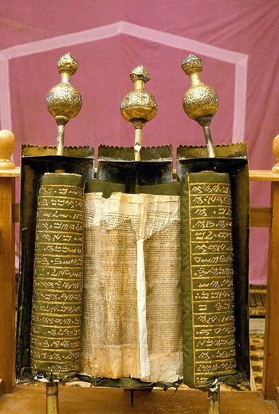 The Samaritan Pentateuch scroll in its specially decorated silver housing (mixed media)