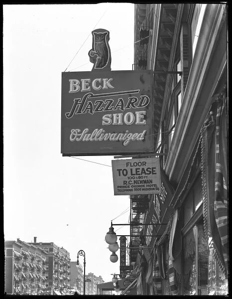 Sign for Beck Hazzard Shoes, New York City, July 1916 (b  /  w photo)