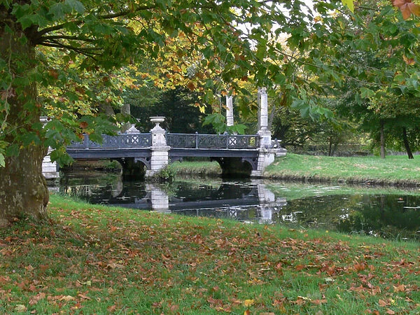 A view of the English Gardens bridge, Le Pont des Grandes Homms