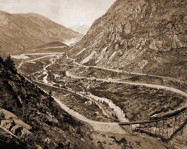 The far-famed Georgetown loop, Jackson, William Henry, 1843-1942, Valleys, Railroad