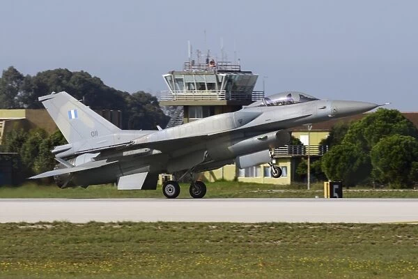 Hellenic Air Force F-16D Block 52 landing at Araxos Air Base