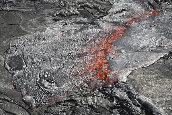Overflowing lava lake, Erta Ale volcano, Danakil Depression, Ethiopia