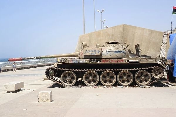A T-55 tank on the seafront in Benghazi, Libya