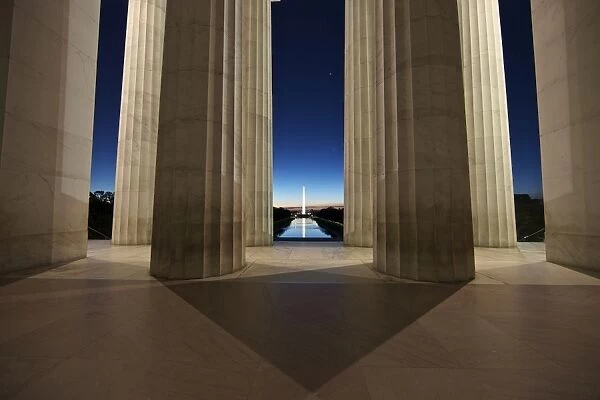 Washington Monument at sunset, viewed from the Lincoln Memorial