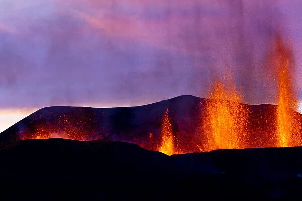 Volcanic eruption near Eyjafjallajoekull glacier, Iceland, 24  /  03  /  2010