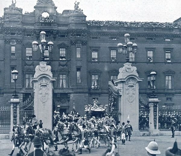 Coronation of King George V and Queen Mary, London, 1911. Creator: Unknown