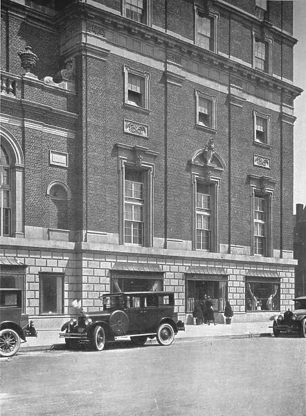 Detail of end bay, Hotel Statler, Buffalo, New York, 1923