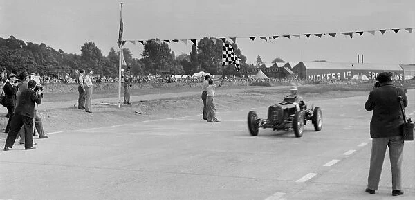 ERA R4C of Raymond Mays winning the JCC International Trophy, Brooklands, Surrey, 1937