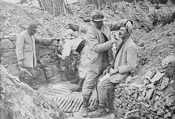 French trench barber, between c1915 and 1918. Creator: Bain News Service