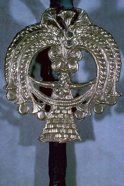 Gold head of a Mycenaean silver pin, 16th century