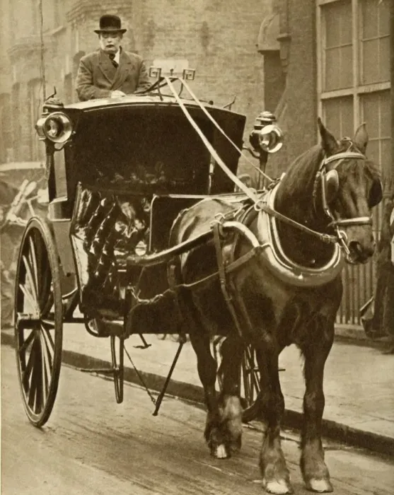 Framed Print : Hansom Cab Print, 1935 Framed Print : Hansom Cab Print, 1935