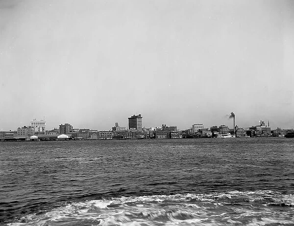 The Harbor, Norfolk, Va. between 1910 and 1920. Creator: Unknown