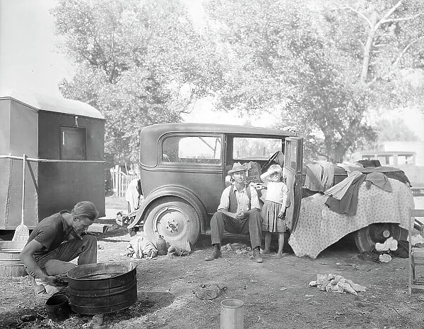 Migratory family in auto camp, California, 1936. Creator: Dorothea Lange