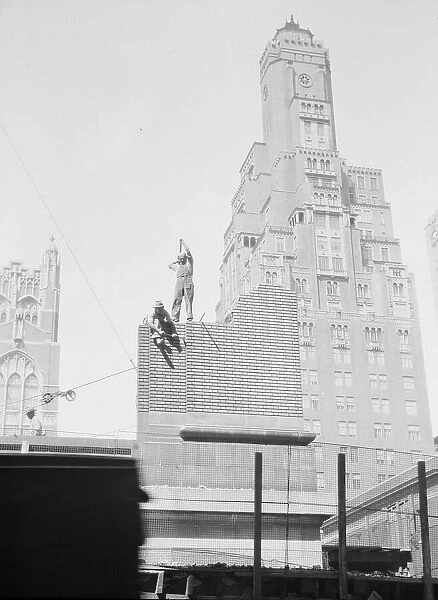 New York City views, between 1927 and 1938. Creator: Arnold Genthe
