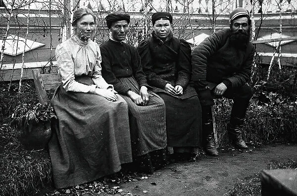 Old Believer family, 1890. Creator: Unknown