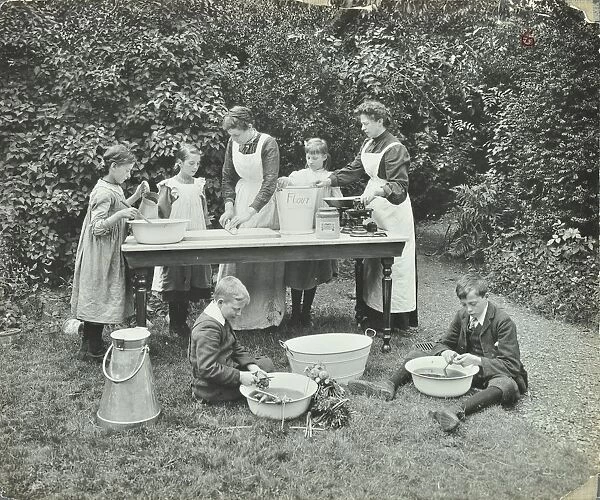 Pupils preparing food outdoors, Birley House Open Air School, Forest Hill, London, 1908