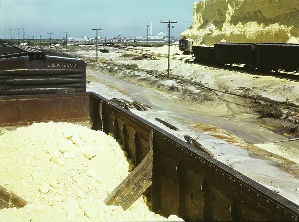 Railroad cars loaded with sulphur, Freeport Sulphur Co. Hoskins Mound, Texas, 1943. Creator: John Vachon