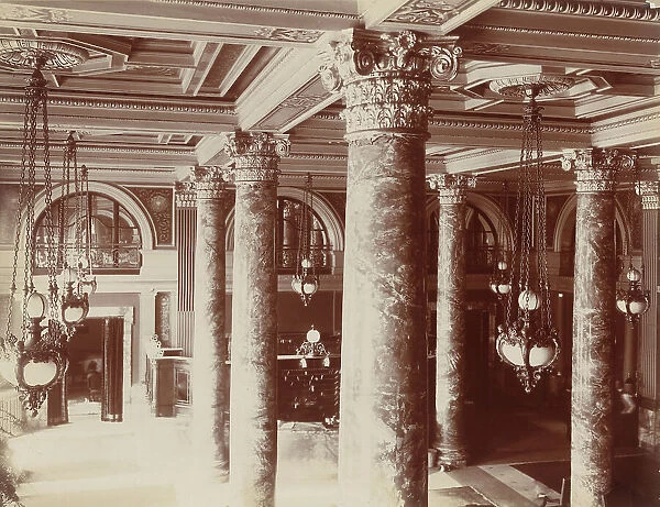 Willard Hotel, between 1890 and 1950. Creator: Frances Benjamin Johnston