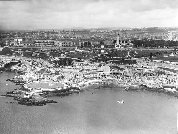 Aerial view of Plymouth Hoe 1937