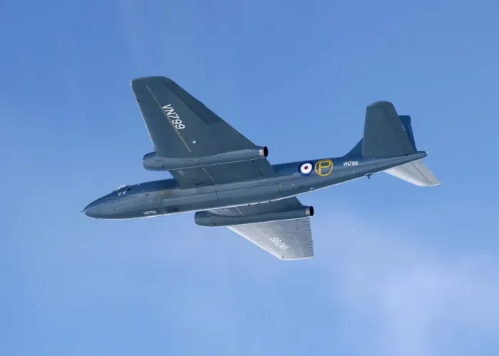 Framed Print : Print of Canberra PR9 in flight Framed Print : Print of Canberra PR9 in flight