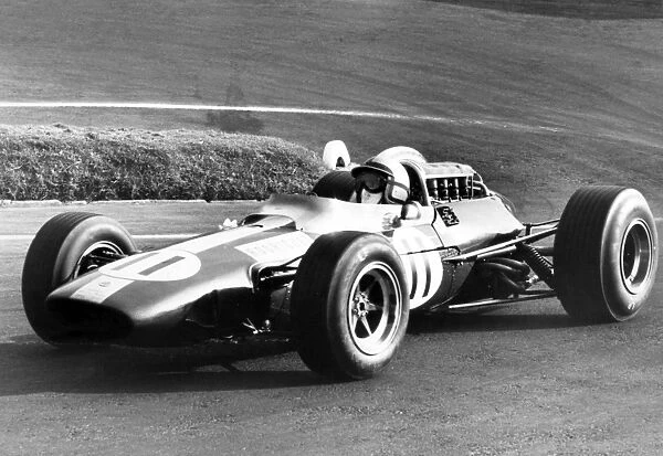 1966 Mexican Grand Prix - Pedro Rodriguez: Pedro Rodriguez, Lotus 33-Climax, retired, action