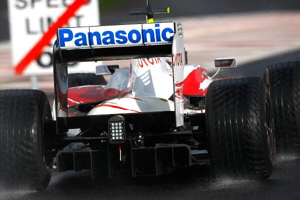 _26Y3134. 2009 Formula One Testing.. Autodromo Internacional do Algarve