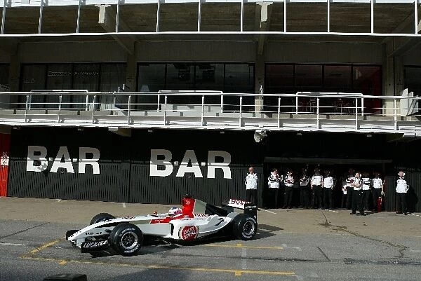 BAR Honda 006 Launch Action: Jenson Button BAR Honda 006 leaves the garage in the new car for the first time