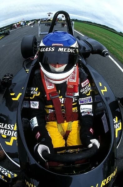 British Formula 3 Championship: Glass Medic sponsored driver Christian Horner
