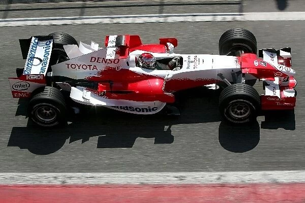 Formula 1 Testing: Jarno Trulli Toyota TF106