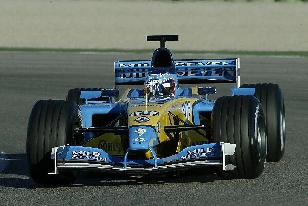 Formula One Testing: Jarno Trulli tests the Renault