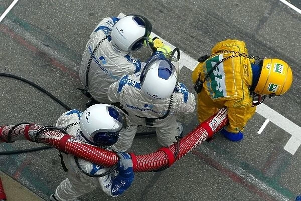Formula One Testing: Williams Petrobras refueler