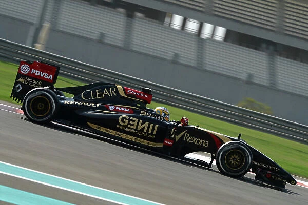 Formula One Testing, Yas Marina Circuit, Abu Dhabi, UAE, Tuesday 25 November 2014