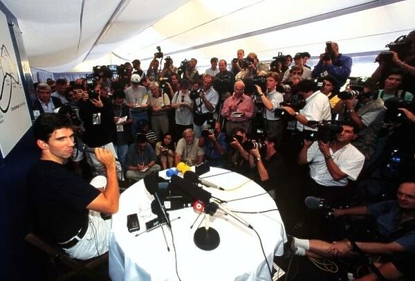 HILL MEETS THE MEDIA AT MONZA