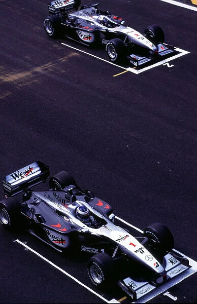 McLaren-Both teamates on starting grid