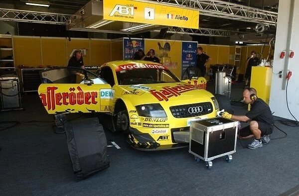The pitbox of Laurent Aiello (FRA), Hasseroder Abt-Audi, Abt-Audi TT-R