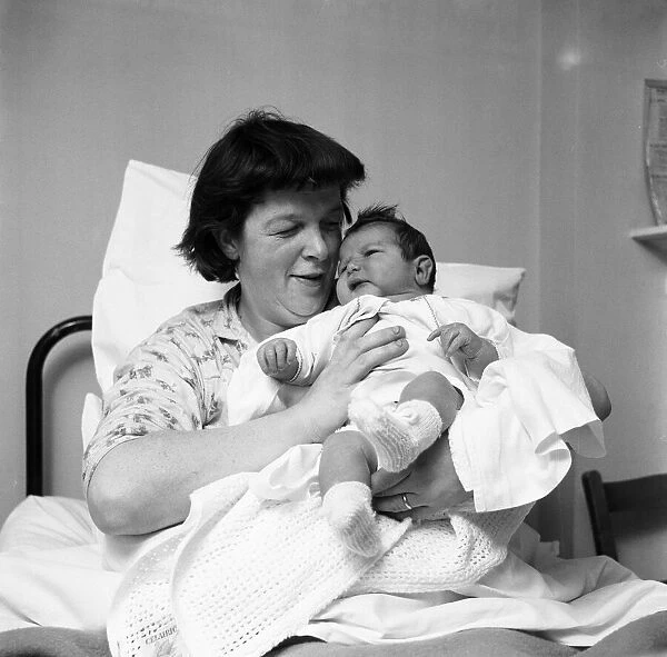Annie Selina Pirie (34) from Lymington Hants, with her new born baby son Ian Keith Pirie