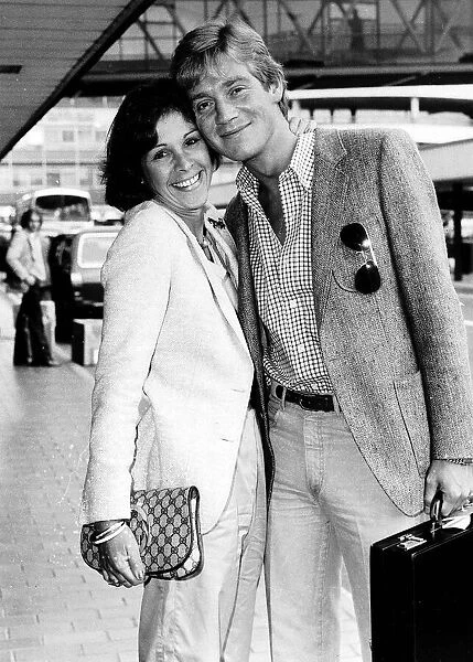 Anthony Andrews Actor with his wife Georgina at the airport June 1981
