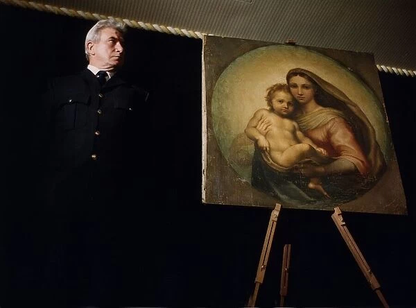 Art Artist Raphael Madonna and Child p[ainting worth 10 million pounds Dbase