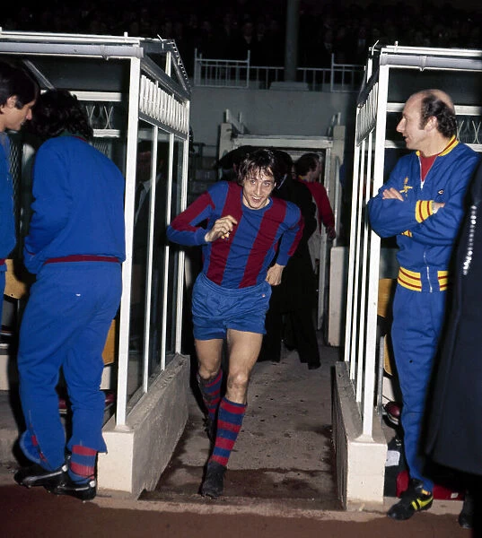Barcelona footballer Johan Cruyff enters the pitch before his side