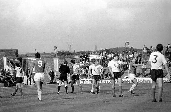 Barnsley 3 v. Bolton 0. September 1981 MF03-08