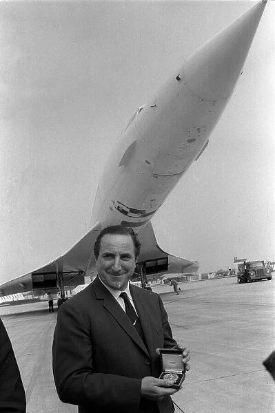 Captain Brian Trubshaw Concorde Pilot pictured after being presented with Air League