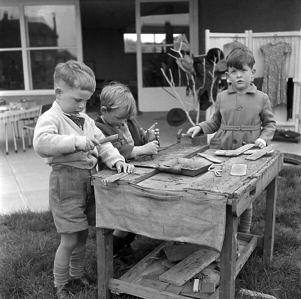 Children prticipating in woodwork class at Cookham Nursery School