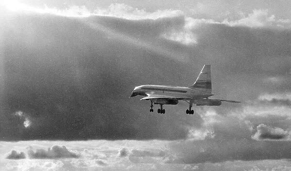 Concorde comes into land with its new Rolls Royce Olympus engines at RAF Fairfield after