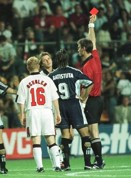 David Beckham is sent off the pitch June 1998 by referee Kim Nielsen against