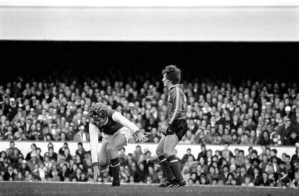 Division 1 football. Arsenal 2 v. Sunderland 2. October 1980 LF04-44-106