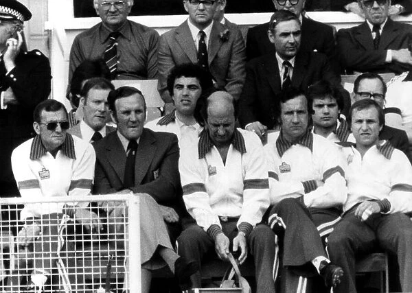 Don Revie sits unhappy and suffers on the England bench Daily Mirror