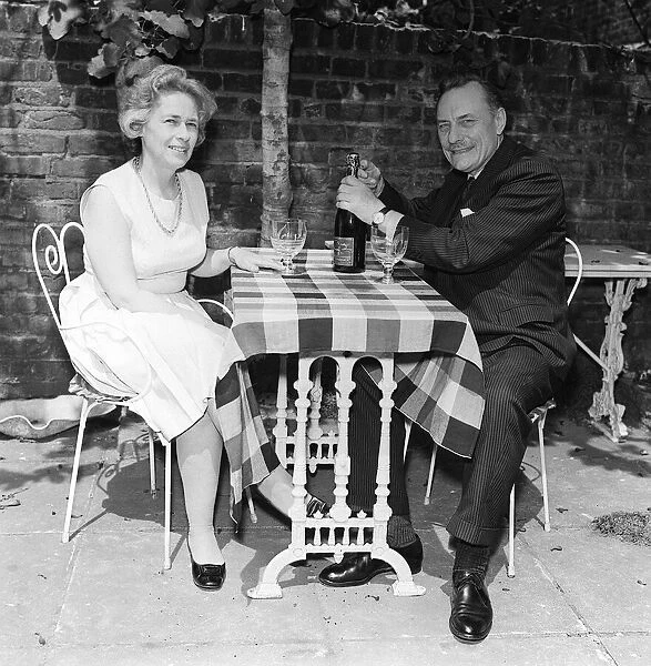 ENOCH POWELL AND WIFE AT HOME Y2K